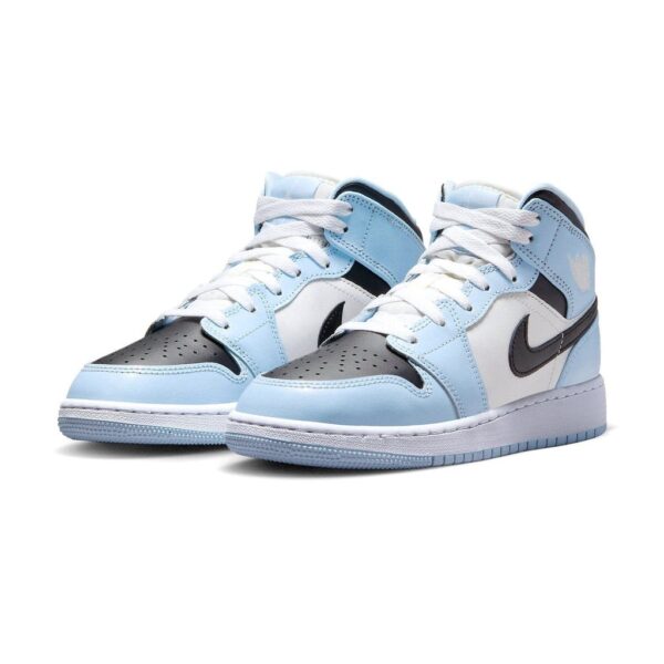 Air Jordan 1 Mid Mid GS ‘Ice Blue’