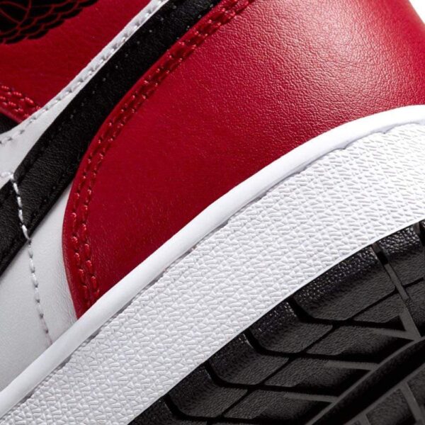 Air Jordan 1 Mid Chicago Black Toe GS