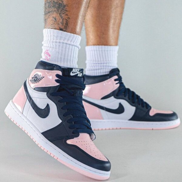 Air Jordan 1 Retro High Wmns OG SE ‘Bubble Gum’