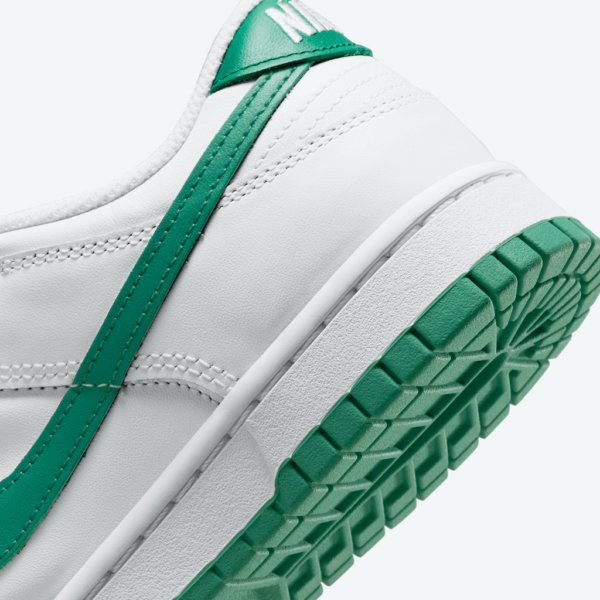 Wmns Dunk Low ‘White Lucky Green’