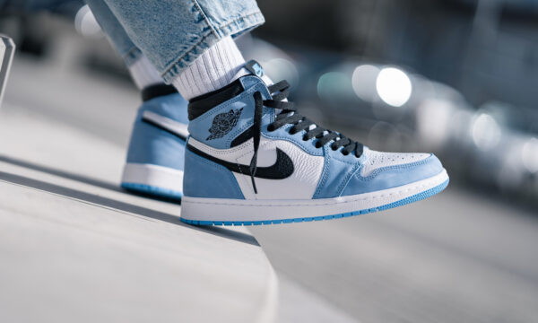 Jordan 1 Retro High OG University Blue