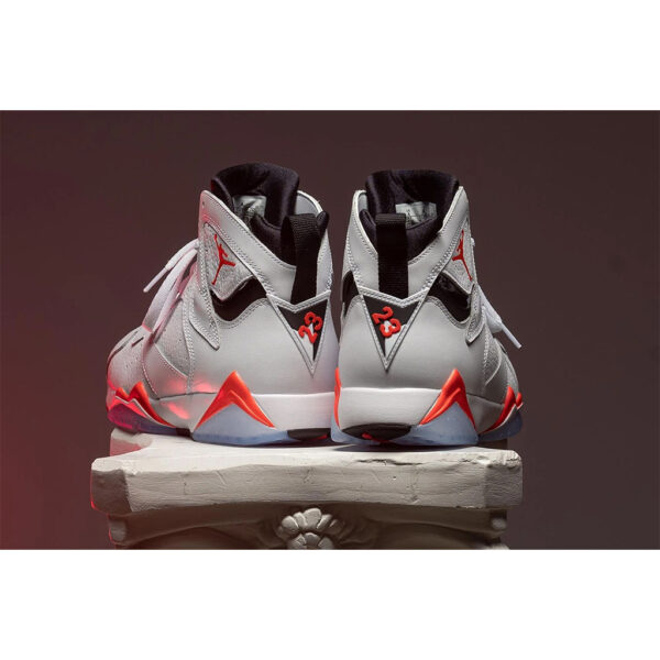 Air Jordan 7 “White Infrared”