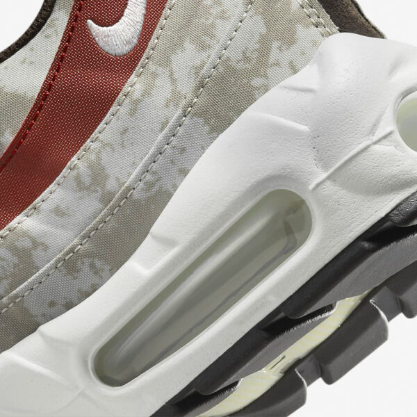 Air Max 95 – Light Bone/Khaki/Dune Red/Summit White