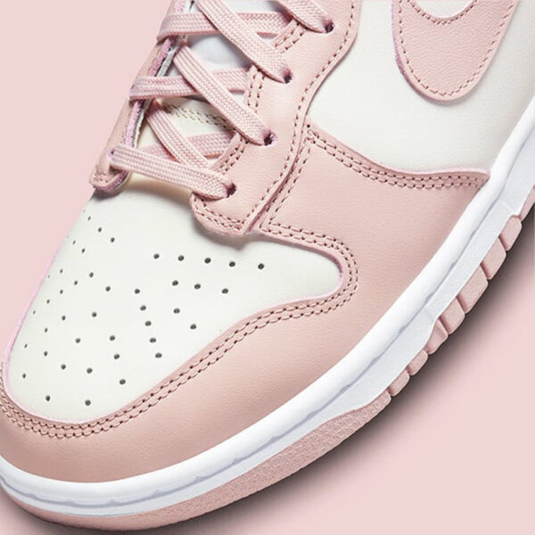 Dunk High “Pink Oxford” Sneakers