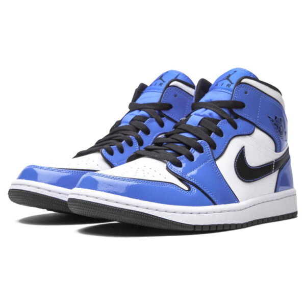 Air Jordan 1 Mid SE ‘Signal Blue’