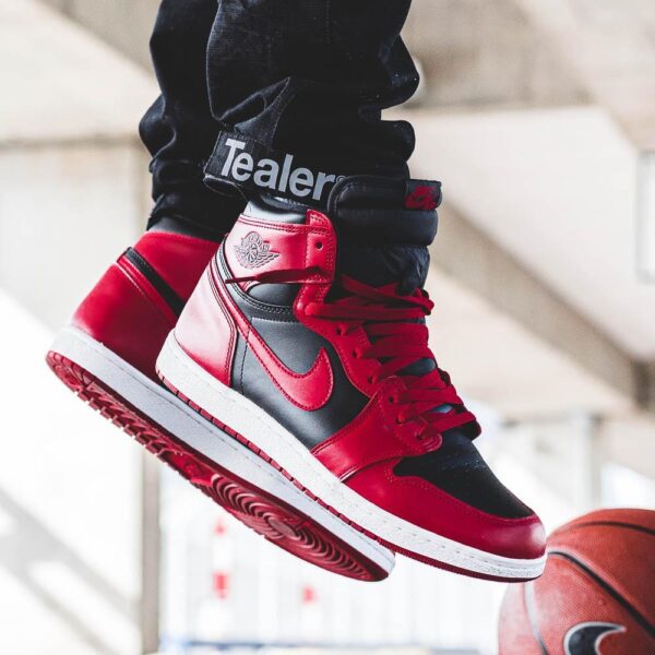 Air Jordan 1 Retro High ’85 ‘Varsity Red’