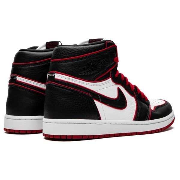 Air Jordan 1 Retro High Bloodline