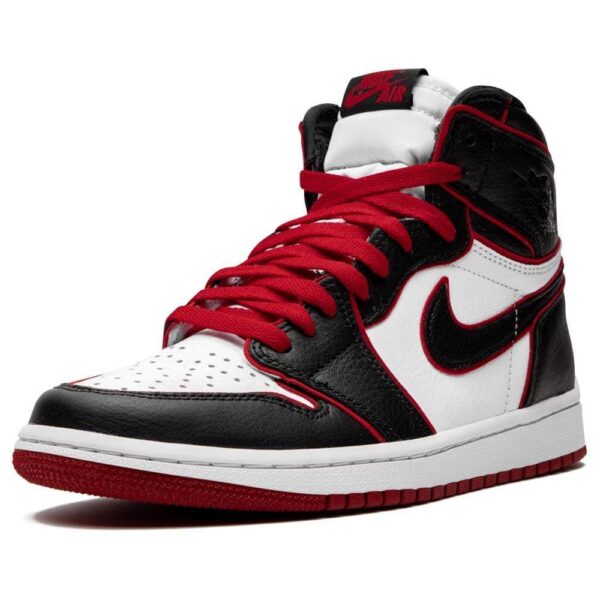 Air Jordan 1 Retro High Bloodline