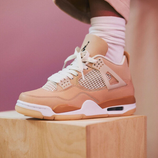 Air Jordan 4 Retro Wmns ‘Shimmer’