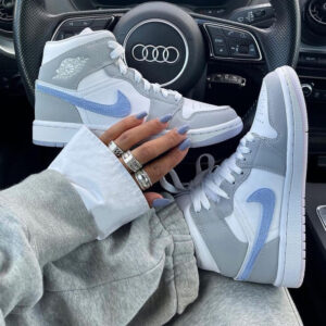 Air Jordan 1 Mid Wolf Grey Blue