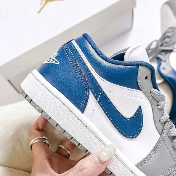 Air Jordan 1 Low Wmns ‘French Blue’