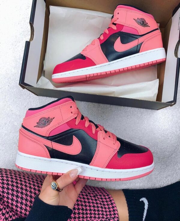 Air Jordan 1 Mid GS ‘Coral Chalk’