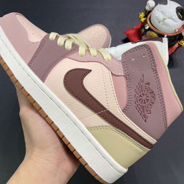 Air Jordan 1 Mid SE Dark Pony Smoky Mauve