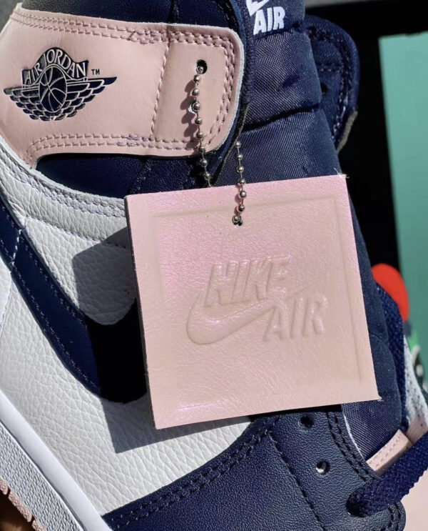 Air Jordan 1 High OG “Atmosphere” Bubble Gum