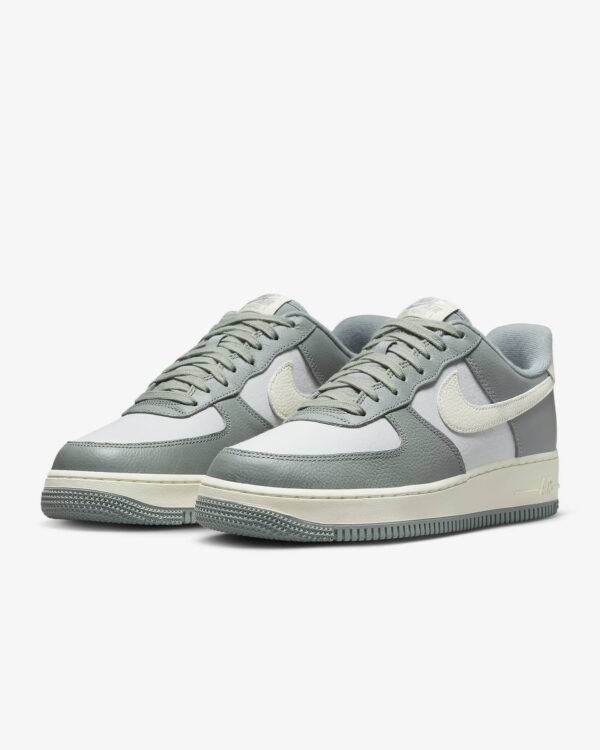 Air Force 1 ’07 LX NBHD Mica Green