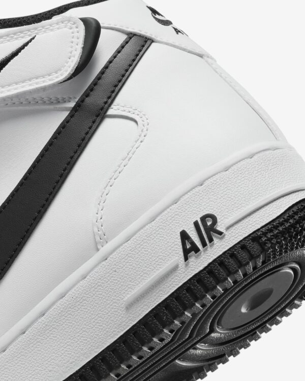 Air Force 1 Mid ’07 White and Black