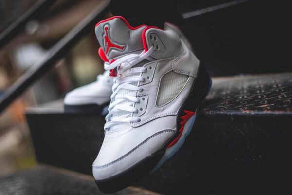 Air Jordan 5 Retro Fire Red 2020