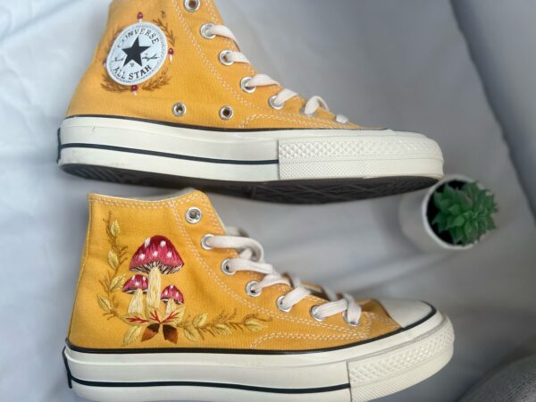 Embroidered Converse High Tops Vintage Mushroom