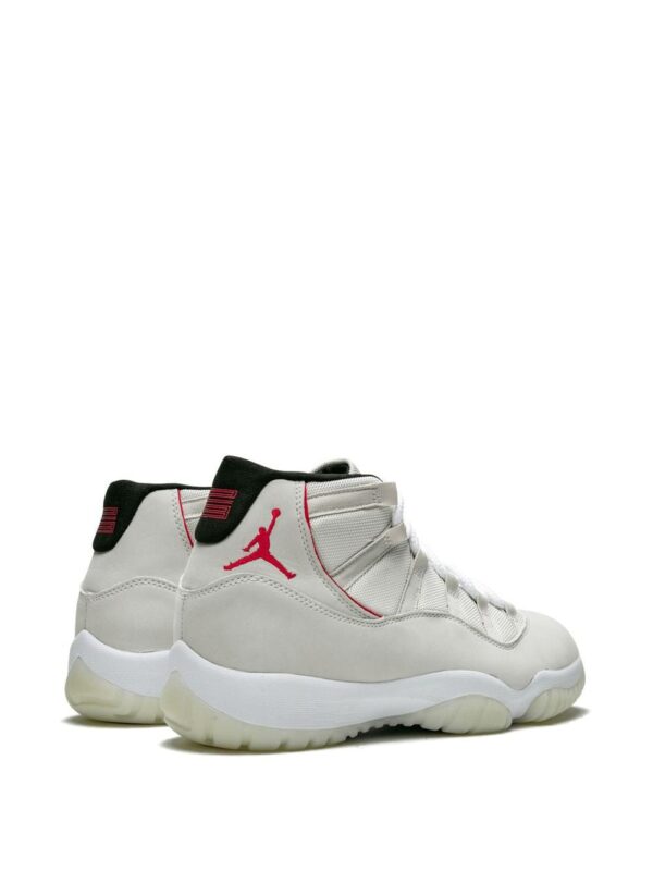 Air Jordan 11 Retro Platinum Tint