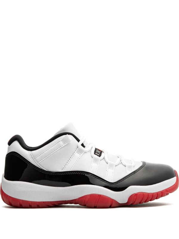 Air Jordan 11 Retro Low Concord Bred