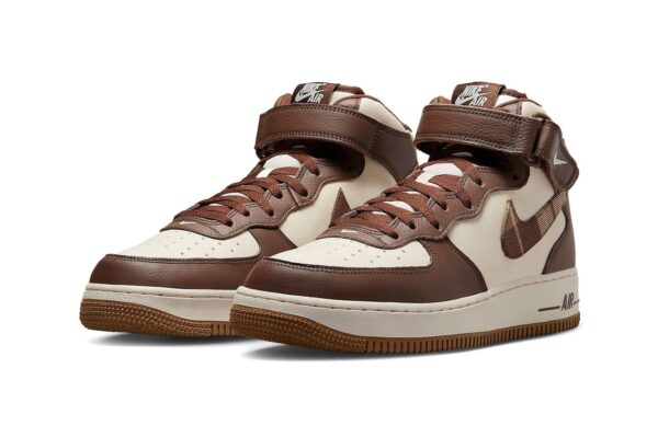 Nike Air Force 1 Mid ’07 Brown Plaid